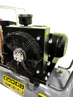 Гвинтовий повітряний компресор 150 л GTM DLG4V 380 масляний – потужність для важких умов роботи - Зображення 5