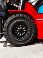 Навантажувач акумуляторний вилковий GTM FE4P20Q 400Ah 2т / 5м 48В / 400А год Li-Ion FE4P20Q 400Ah