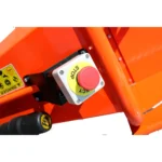 Бензиновий подрібнювач GTM GS6501 6.5к.с. діаметр гілок до 10см барабан з 2 ножами