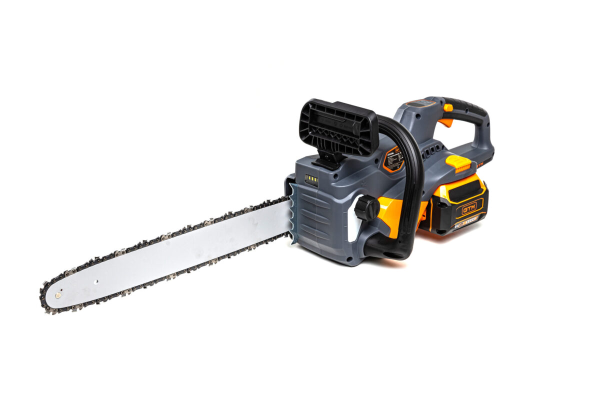Ланцюгова акумуляторна пила GTM CS56/3000BL KIT 56В шина 45см 62лан 3/8P 1.3мм 4А*год + зарядний пристрій - Зображення 6