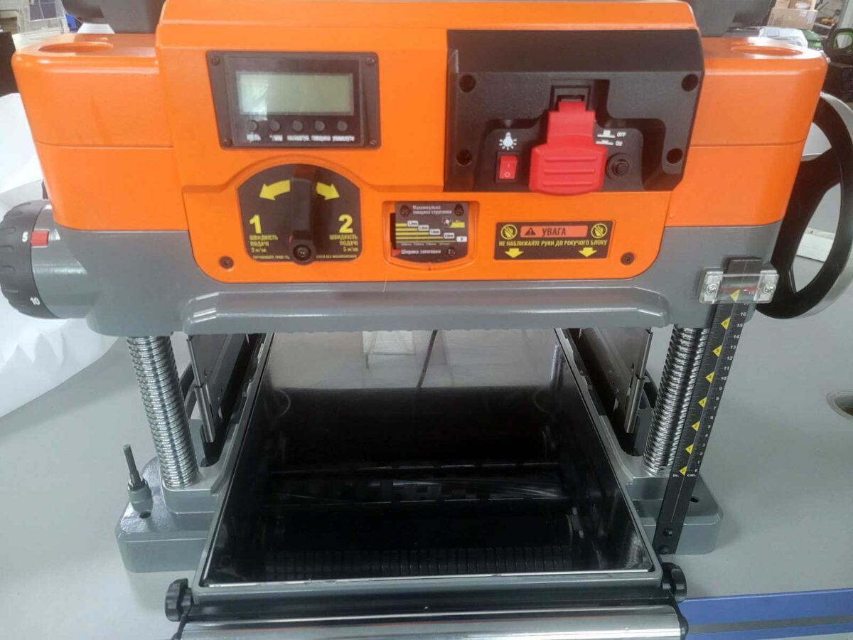 Верстат рейсмусовий GTM PL 1500 Helical 230В-50Гц 2200Вт